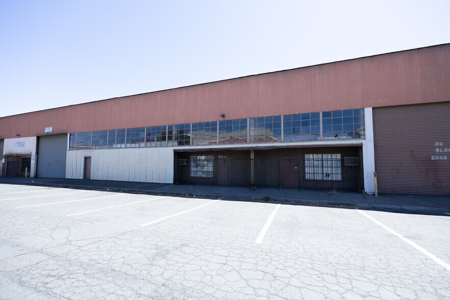 More Photos Of 1400 N C St, Sacramento Warehouse For Lease