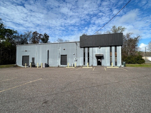 More Photos Of 1495 50th St, Kingsland Warehouse For Lease