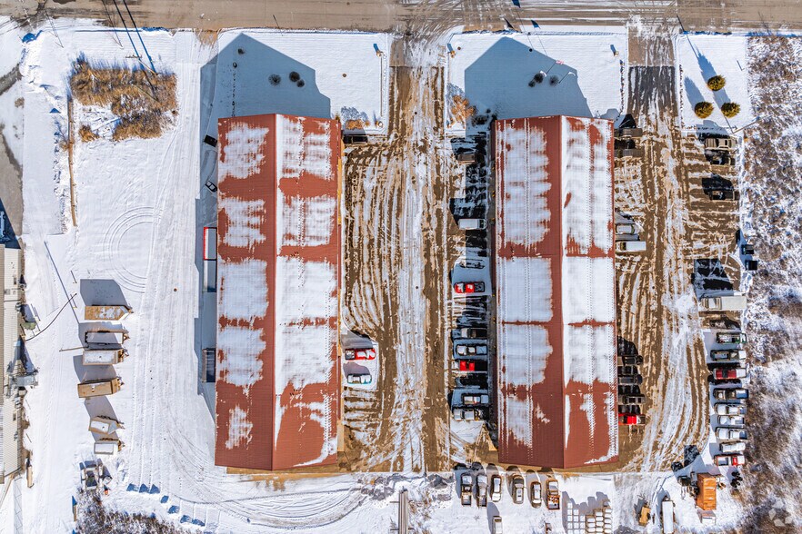 More Photos Of 1299 Leah Rd, Morris Warehouse For Lease