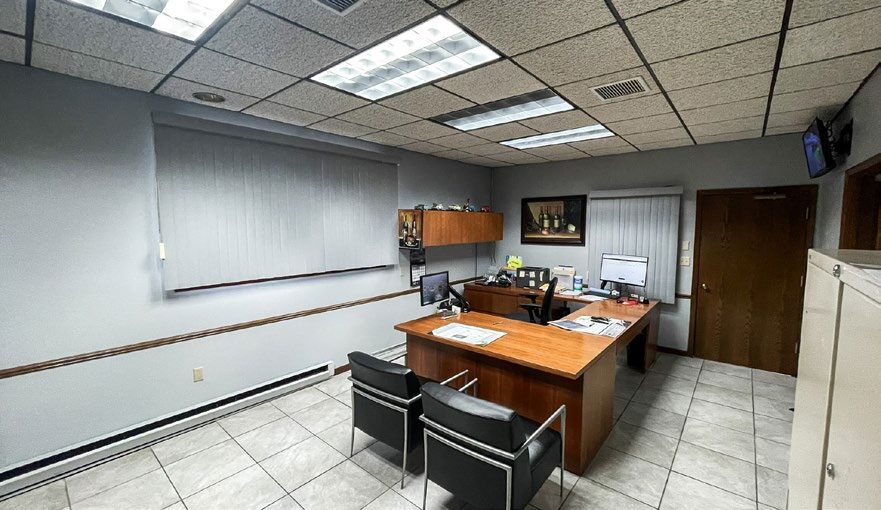 More Photos Of 8400 W Silver Spring Dr, Milwaukee Office For Sale