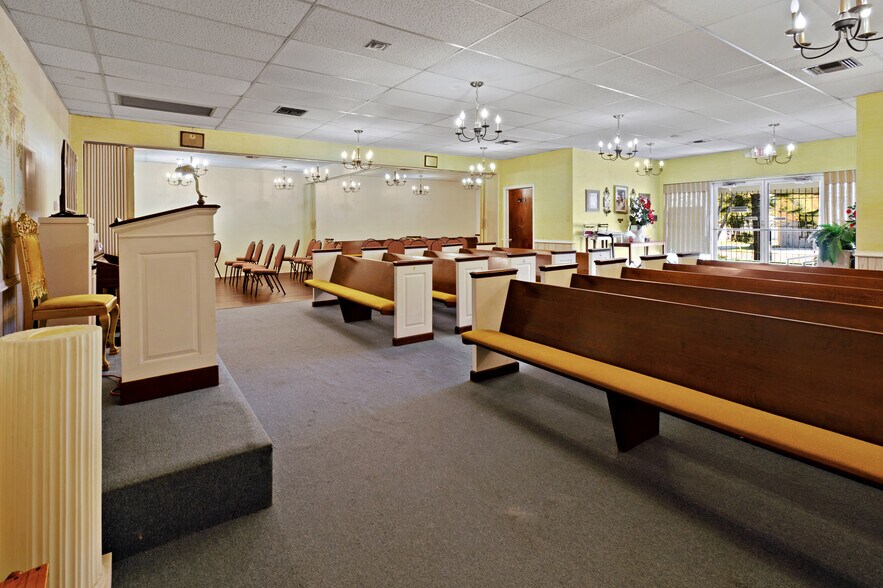 More Photos Of 1940 Dr Martin Luther King Jr St S, Saint Petersburg Specialty For Sale