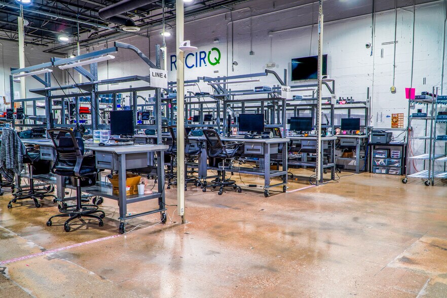 More Photos Of 601 W 20th St, Hialeah Warehouse For Sale