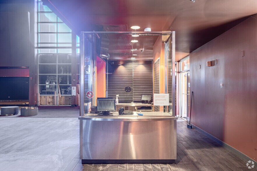 More Photos Of 210 W 87th St, Chicago Movie Theatre For Sale