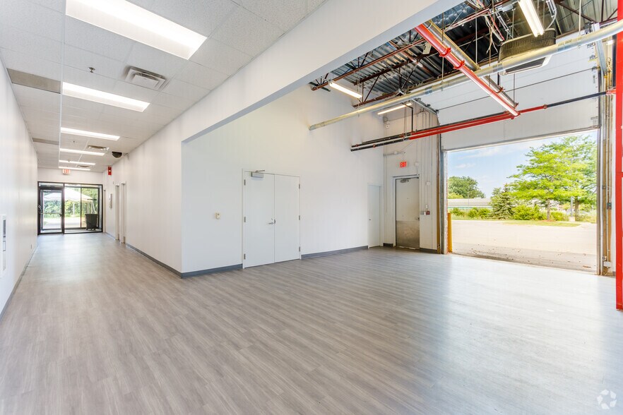 More Photos Of 880 Technology Dr, Ann Arbor Light Distribution For Lease