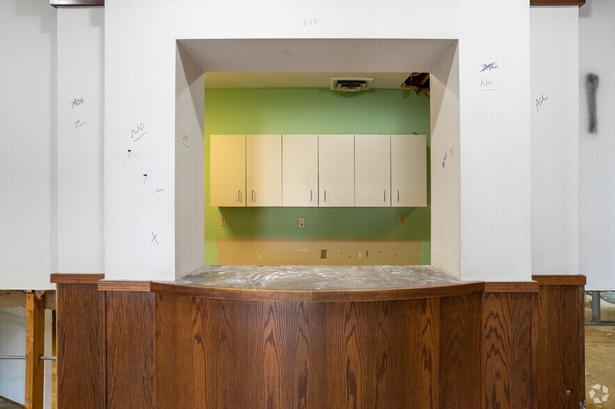 More Photos Of 6605 Stage Rd, Memphis Medical For Lease