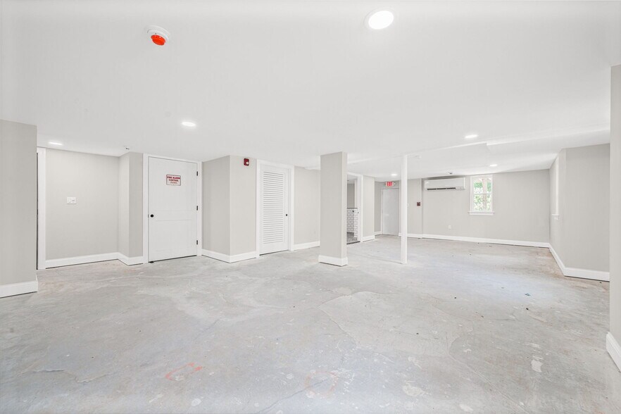 More Photos Of 12 Route 202, Montville General Retail For Lease