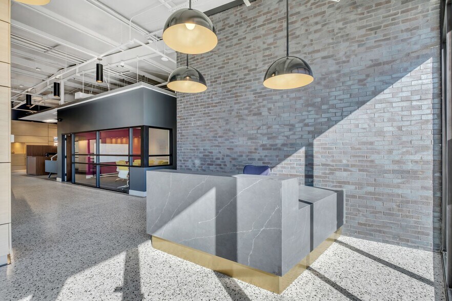 More Photos Of 2200 8th Ave S, Nashville Showroom For Lease