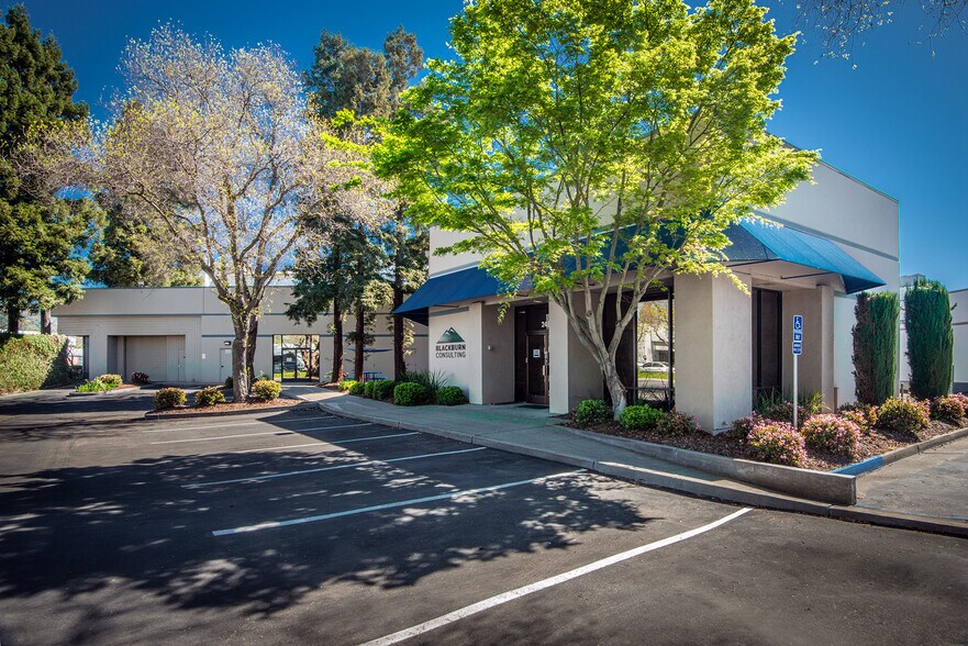 Primary Photo Of 2491 Boatman Ave, West Sacramento Research And Development For Lease