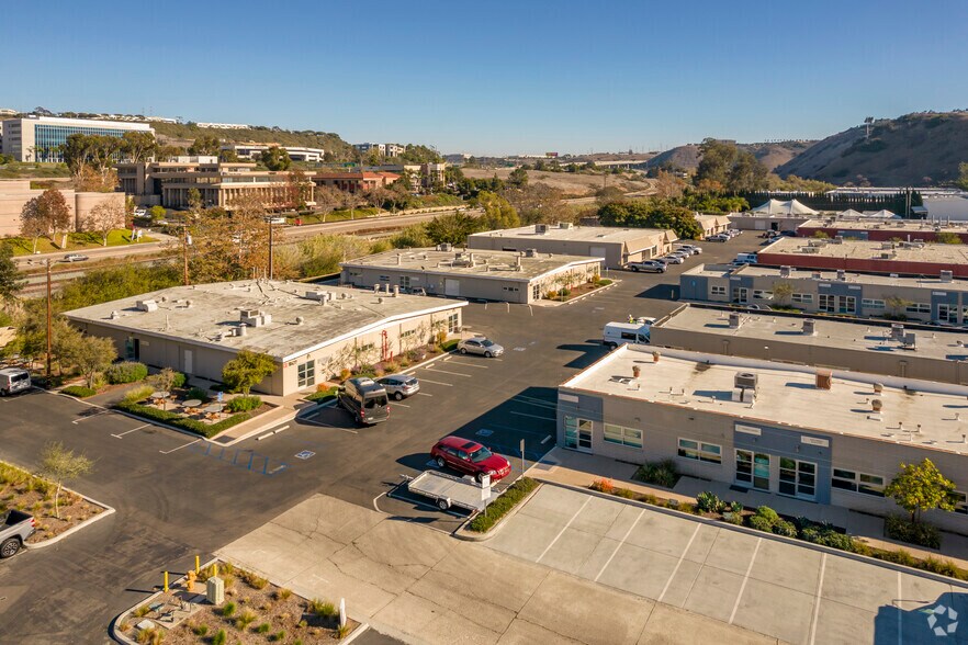 More Photos Of 10451-10455 Roselle St, San Diego Unknown For Lease