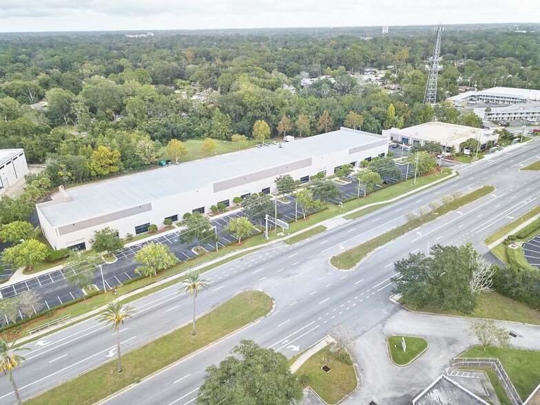 More Photos Of 4051 Philips Hwy, Jacksonville Light Distribution For Lease