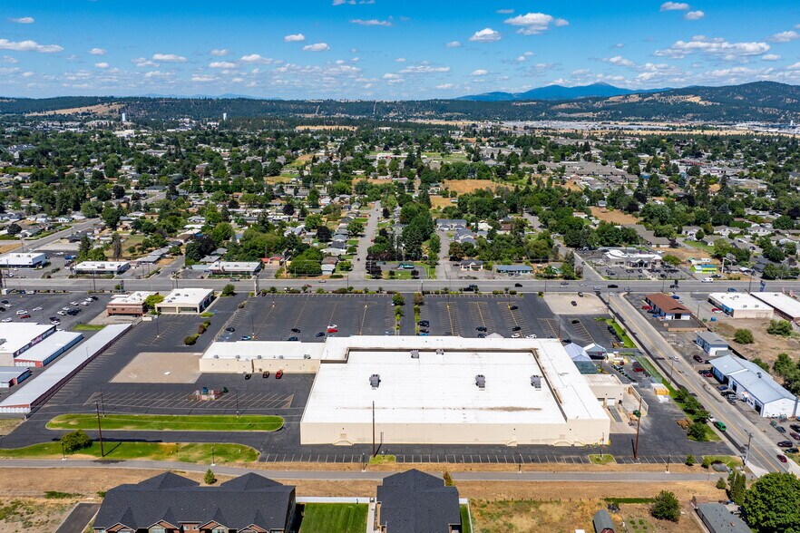 More Photos Of 13414 E Sprague Ave, Spokane Valley Unknown For Lease