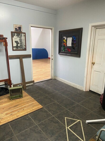 More Photos Of 1220 College St, Clarksville Industrial For Sale