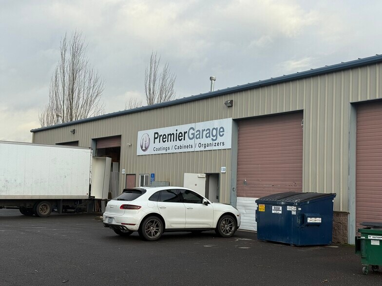More Photos Of 4222 25th Ave NE, Salem Warehouse For Lease