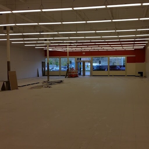 More Photos Of 6100-6130 SE King Rd, Portland Unknown For Lease