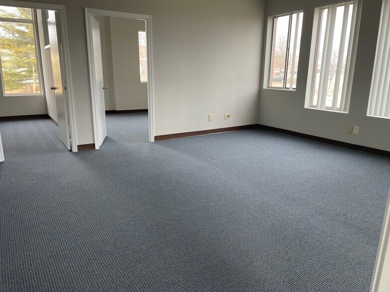 More Photos Of 3102-3114 Golansky Blvd, Woodbridge Medical For Lease