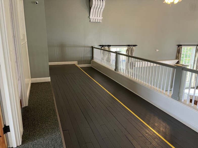 More Photos Of 49 Market St, Somersworth Religious Facility For Sale