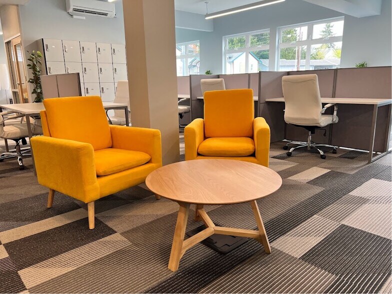 More Photos Of 2002 Madison St, Everett Coworking Space