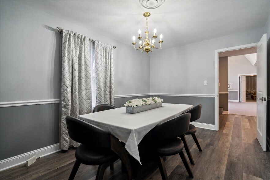 More Photos Of 1584 Parkside Ave, Trenton General Retail For Sale