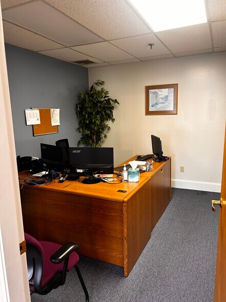 More Photos Of 481 Main St, Springvale Storefront Retail Office For Sale