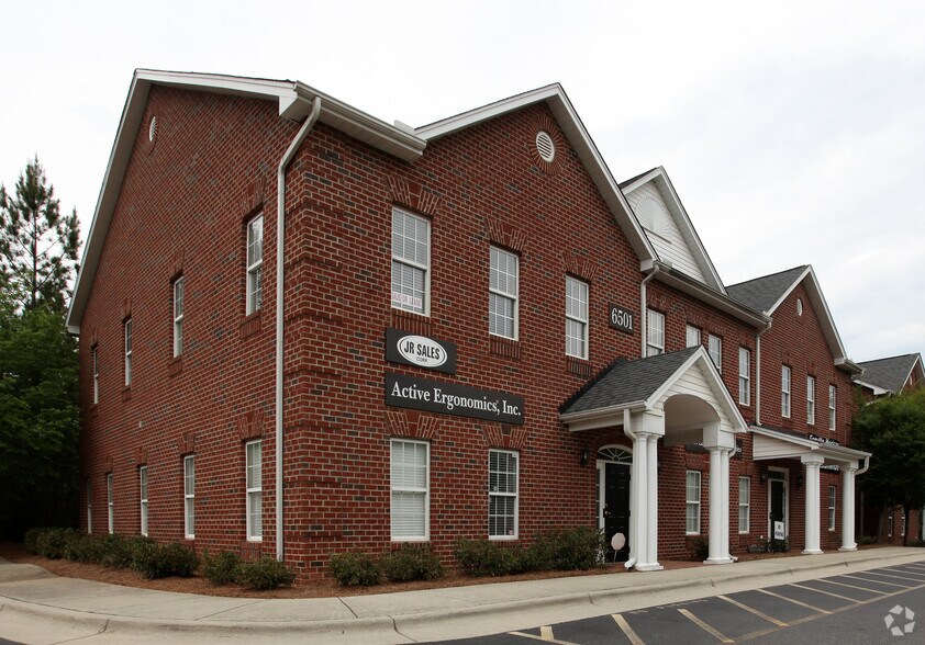 More Photos Of 6501 Creedmoor Rd, Raleigh Office Residential For Lease