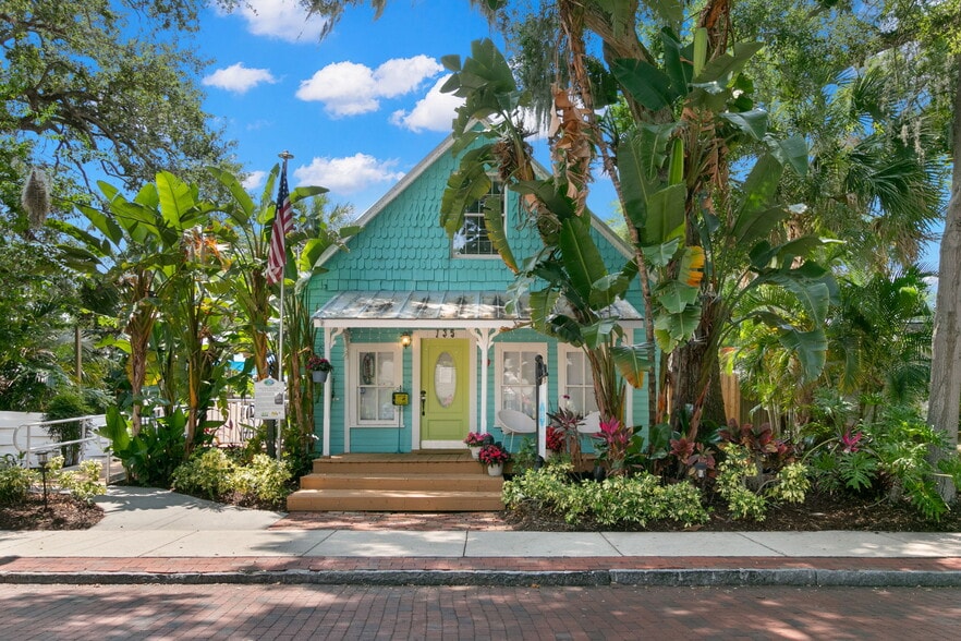 Primary Photo Of 135 4th Ave N, Safety Harbor Freestanding For Sale