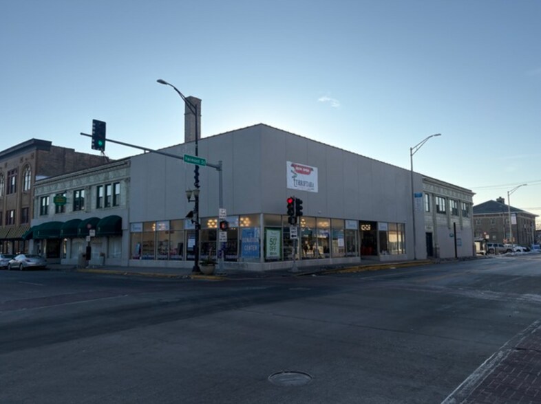 More Photos Of 13102 S Western Ave, Blue Island Apartments For Lease