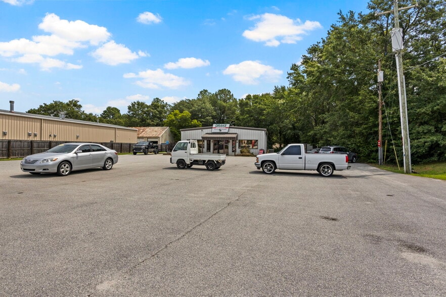 More Photos Of 118 Rainbow Lake Rd, Boiling Springs Auto Dealership For Sale