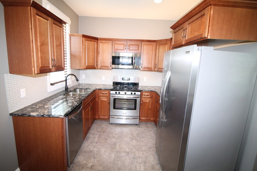 More Photos Of 430 Adams St, Paducah Apartments For Sale