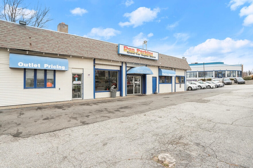 More Photos Of 1 Boston Post Rd, Milford Auto Dealership For Sale