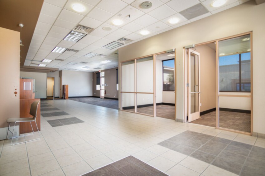 More Photos Of 5547 S Rainbow Blvd, Las Vegas Bank For Lease