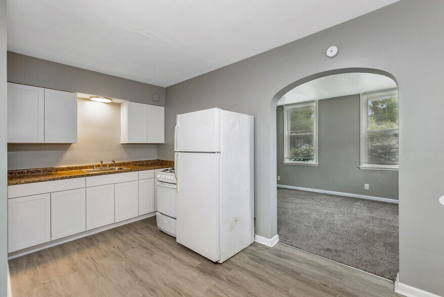 More Photos Of 7508 Elizabeth St, Cincinnati Apartments For Sale