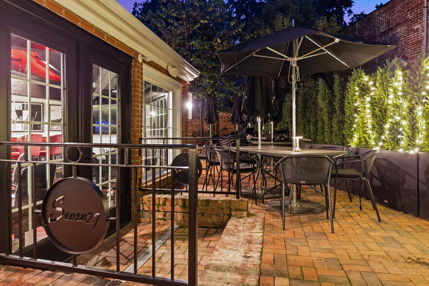 More Photos Of 38 Chinquapin Rd, Pinehurst Restaurant For Sale