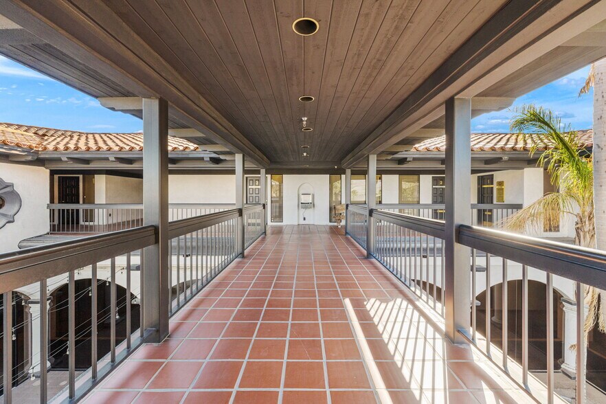 More Photos Of 73101 Highway 111, Palm Desert General Retail For Sale