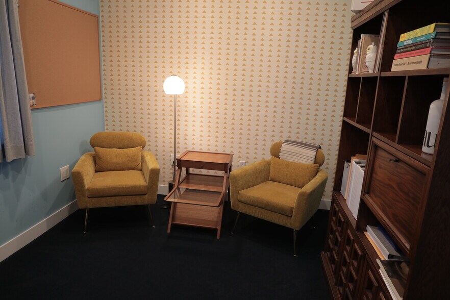 More Photos Of 2909 E 1st St, Los Angeles Office For Sale