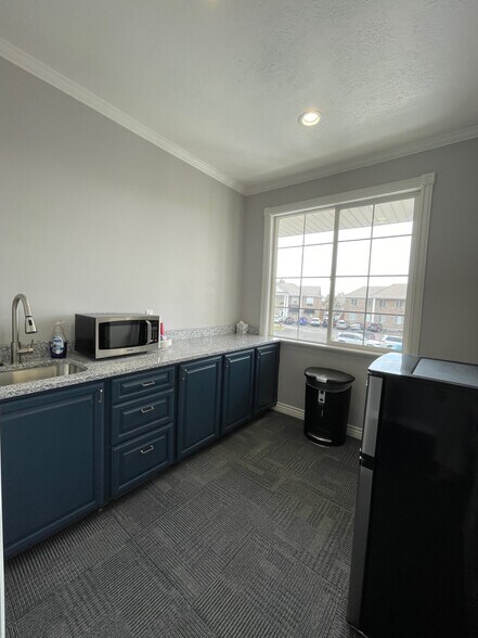 More Photos Of 481-485 S Orem Blvd, Orem Office For Sale