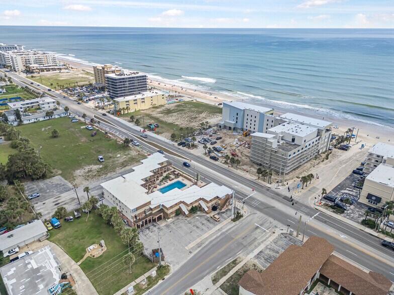 More Photos Of 1012 Atlantic Ave, Daytona Beach Land For Sale