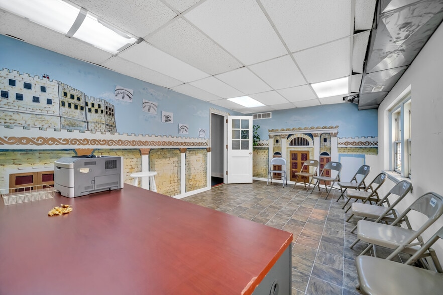 More Photos Of 803 N Wooster Rd, Barberton Religious Facility For Sale