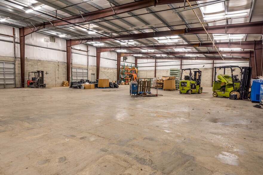 More Photos Of , Kissimmee Industrial For Sale