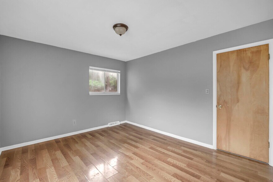 More Photos Of 818-850 S Green Rd, South Euclid Apartments For Sale