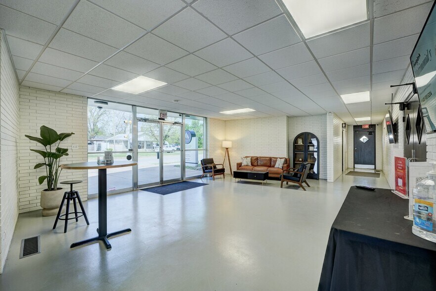 More Photos Of 3120 S Harvey Ave, Oklahoma City Specialty For Sale