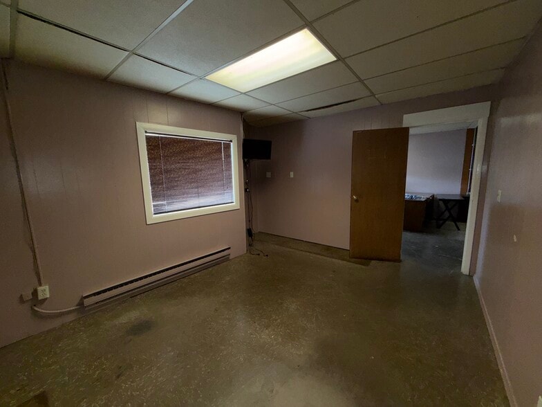 More Photos Of 8806-8810 Renton Ave, Seattle Flex For Lease