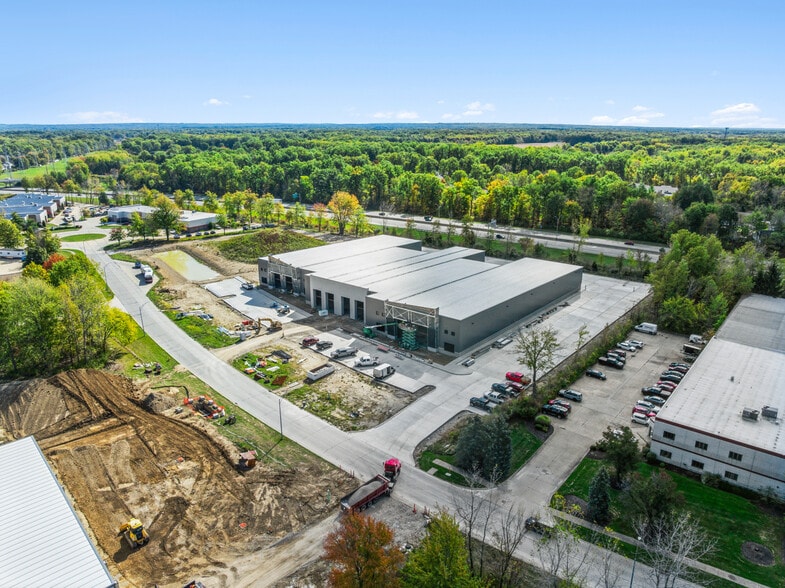 Primary Photo Of 31369 Industrial Pky, North Olmsted Distribution For Lease