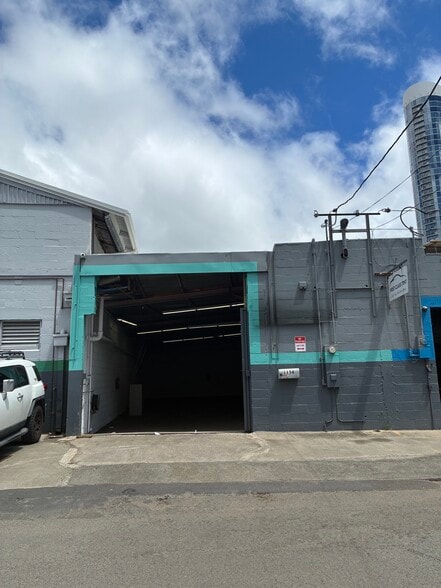 Primary Photo Of 1127 Hopaka St, Honolulu Service For Lease