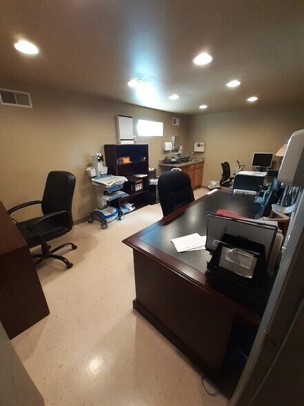 More Photos Of 3151 Columbia Blvd, Bloomsburg Medical For Lease