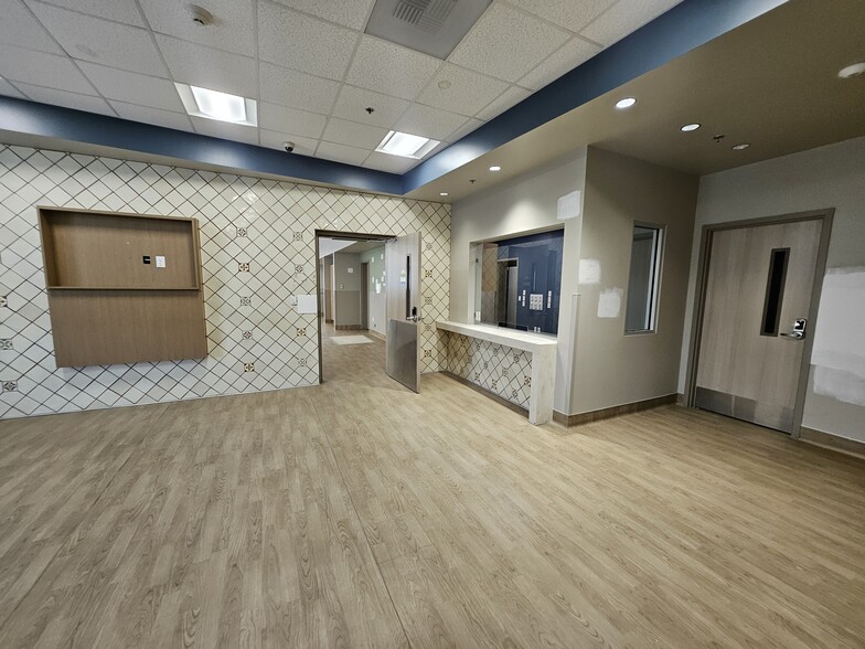 More Photos Of 825 E Broadway, San Gabriel Medical For Sale