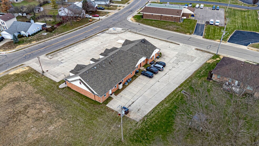 More Photos Of 304 Edgewood Dr, Trenton Medical For Sale