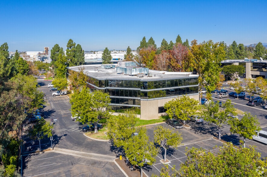 More Photos Of 9265 Sky Park Ct, San Diego Office For Sale