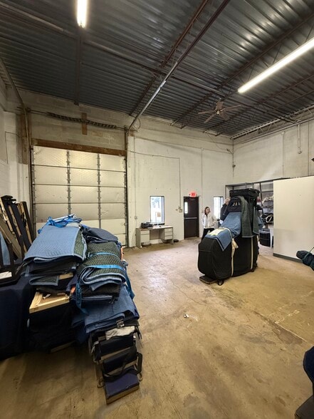 More Photos Of 77 W Baltimore Pike, Media Flex For Lease