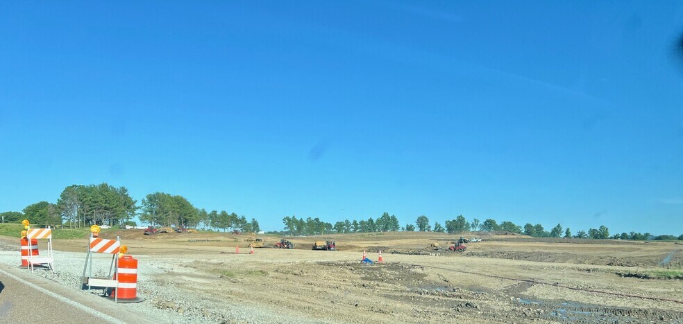 More Photos Of US RTE 55 and State Route 143, Edwardsville Land For Sale