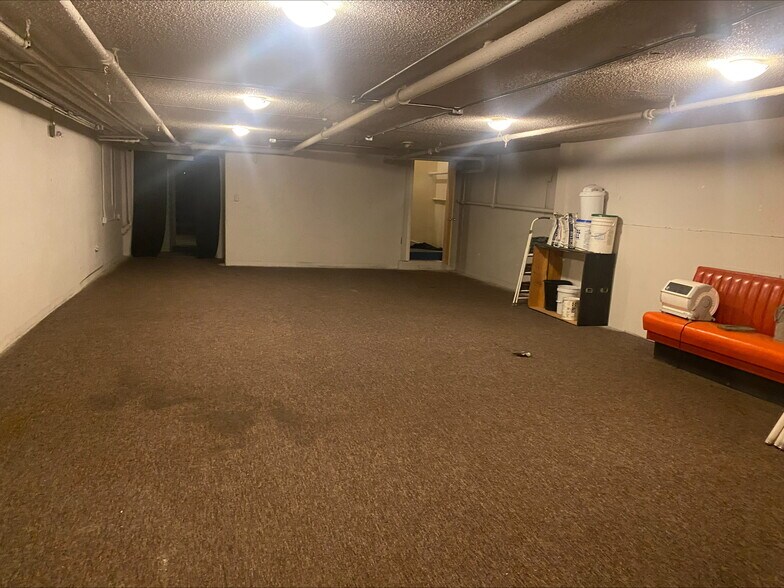 More Photos Of 207 S 3rd St, Laramie Restaurant For Sale